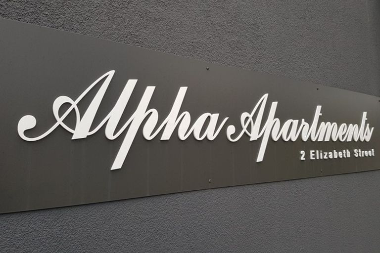 Photo of property in Alpha Apartments, 503/4u Elizabeth Street, Mount Victoria, Wellington, 6011
