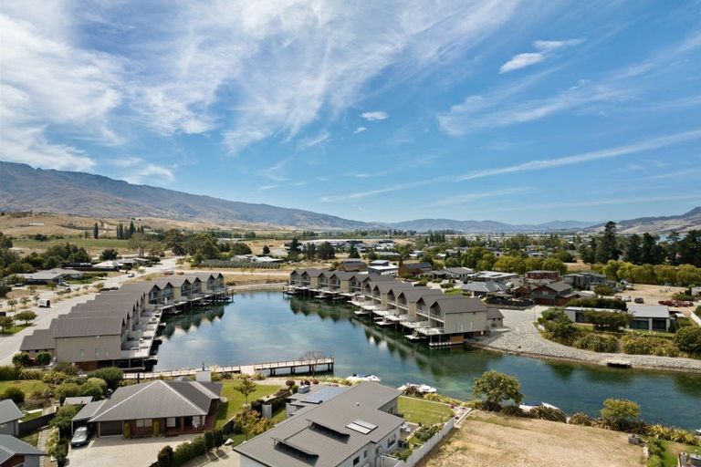 Photo of property in 4b Rahoy Close, Mount Pisa, Cromwell, 9383