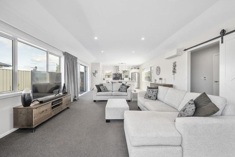 Photo of property in 5 Mckay Close, Frimley, Hastings, 4120