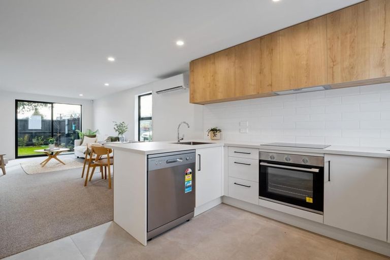 Photo of property in 4/504 Armagh Street, Linwood, Christchurch, 8011