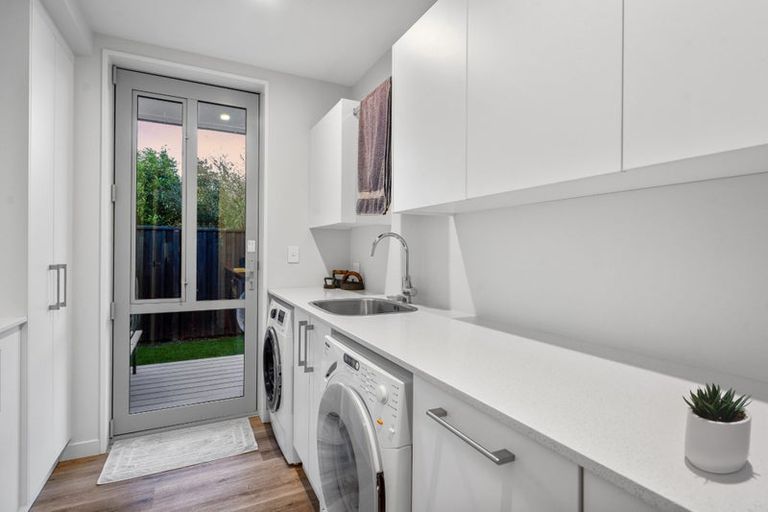 Photo of property in 12 Gerard Place, Rangiora, 7400