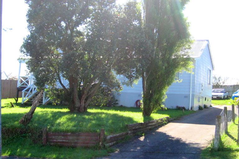 Photo of property in 14 Caserta Place, Clover Park, Auckland, 2023
