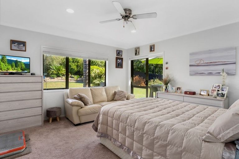 Photo of property in 30 Saint Heliers Place, Papamoa Beach, Papamoa, 3118