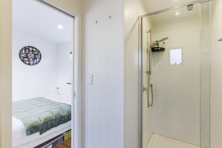 Photo of property in 49 Walton Road, Paraparaumu Beach, Paraparaumu, 5032