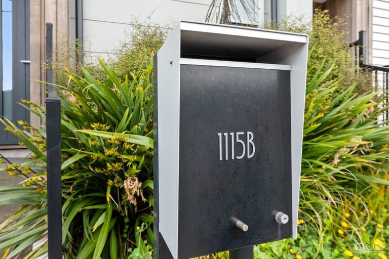 Photo of property in 1115b High Street, Taita, Lower Hutt, 5011