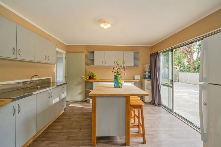 Photo of property in 9b Hannan Road, Whitianga, 3510