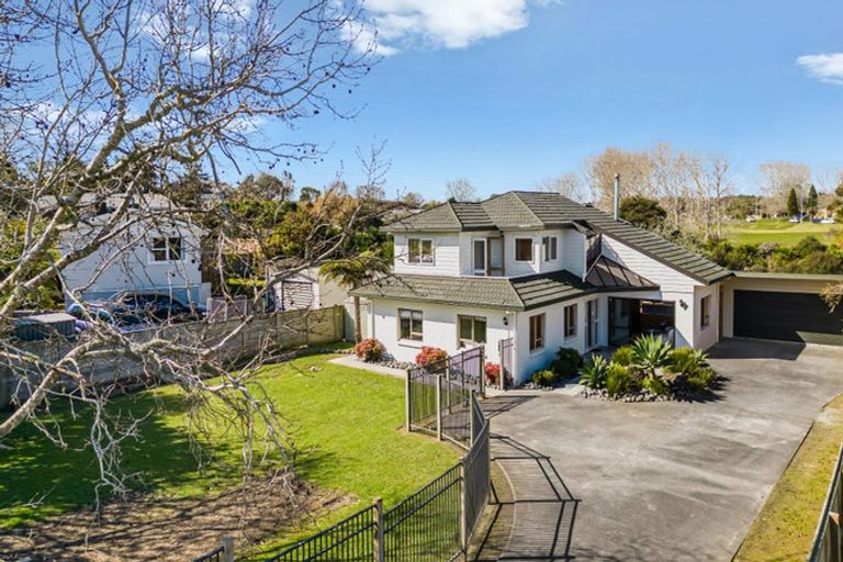 Photo of property in 22 Weza Lane, Kumeu, 0810
