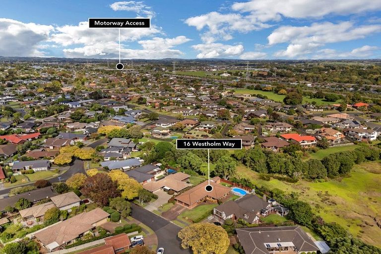 Photo of property in 16 Westholm Way, Pahurehure, Papakura, 2113