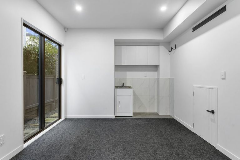 Photo of property in 30c Francis Street, Hauraki, Auckland, 0622