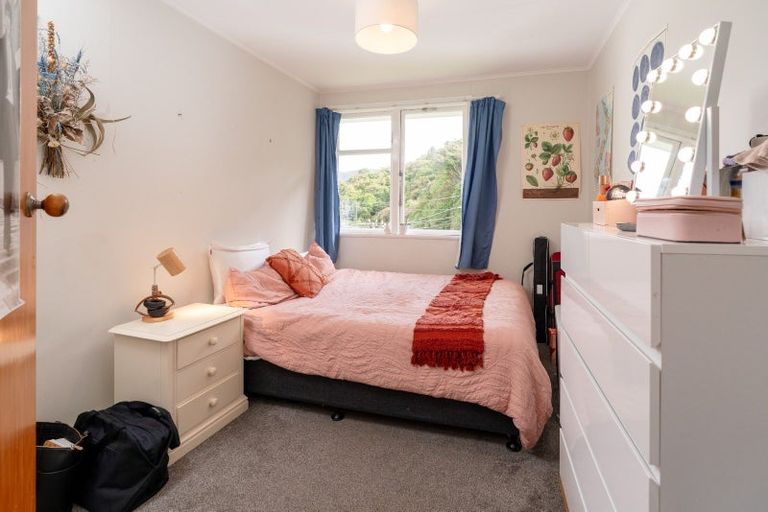 Photo of property in 12 Tobruk Street, Karori, Wellington, 6012