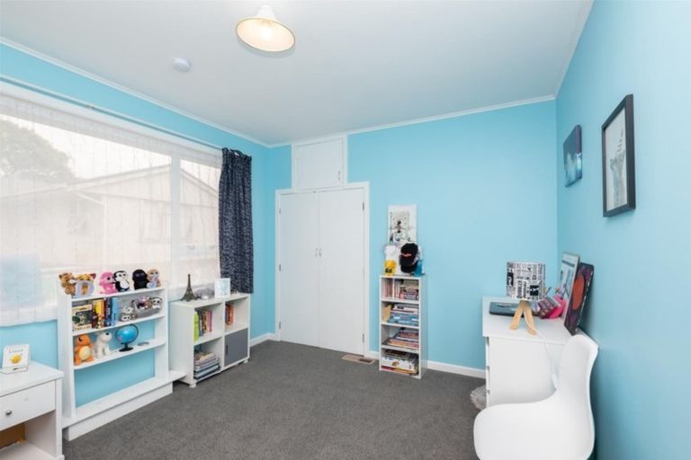 Photo of property in 2 Regan Street, Stratford, 4332