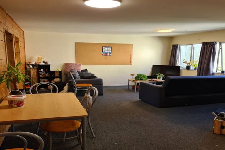 Photo of property in Basin Reserve Complex, 53/4 Sussex Street, Mount Cook, Wellington, 6021