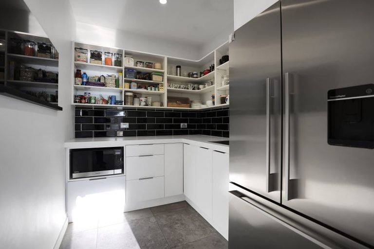 Photo of property in 12 Kelburn Place, Tinwald, Ashburton, 7700