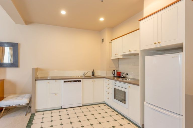 Photo of property in 3/28 Cathedral Square, Christchurch Central, Christchurch, 8011