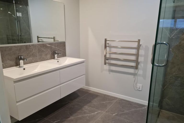 Photo of property in 12 Topsail Way, Whitby, Porirua, 5024