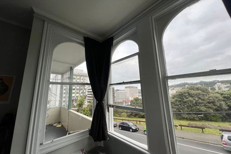 Photo of property in 24 Macdonald Crescent, Te Aro, Wellington, 6011