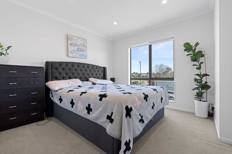 Photo of property in 60 Te Napi Drive, Takanini, 2112