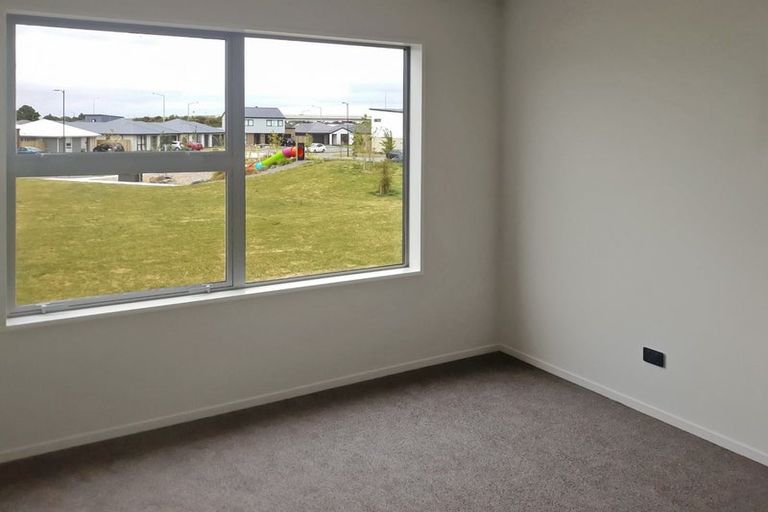 Photo of property in 25 Air Race Lane, Halswell, Christchurch, 8025