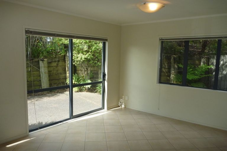 Photo of property in 14 Catrina Avenue, Birkenhead, Auckland, 0626