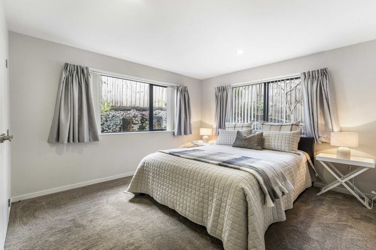 Photo of property in 31 Aldon Lane, The Gardens, Auckland, 2105