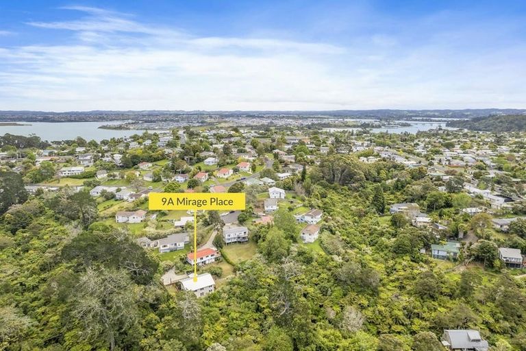 Photo of property in 9a Mirage Place, Beach Haven, Auckland, 0626