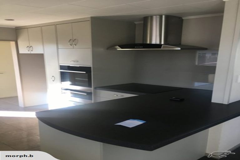 Photo of property in 33 Trigg Crescent, Taradale, Napier, 4112