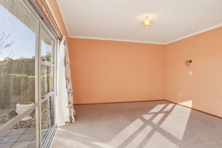 Photo of property in 1 Saint Andrew Place, Balclutha, 9230