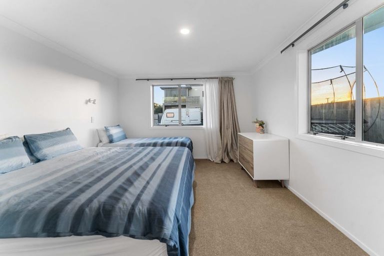Photo of property in 1011 Papamoa Beach Road, Papamoa Beach, Papamoa, 3118