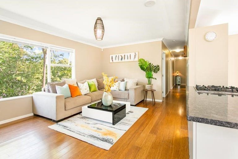 Photo of property in 48 Hilling Street, Titirangi, Auckland, 0604