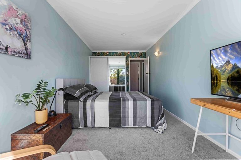 Photo of property in 216 Welcome Bay Road, Welcome Bay, Tauranga, 3112