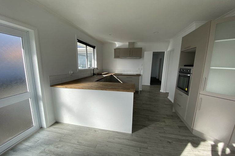 Photo of property in 41b Celia Street, Stratford, 4332