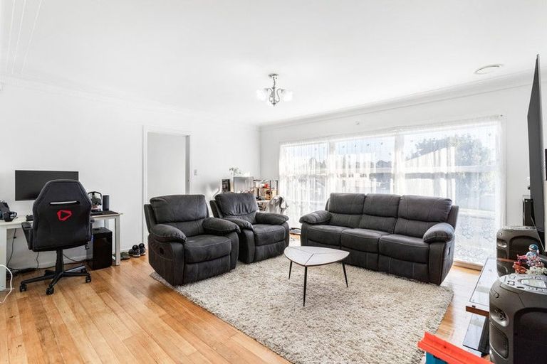 Photo of property in 2/6a Claymore Street, Manurewa, Auckland, 2102