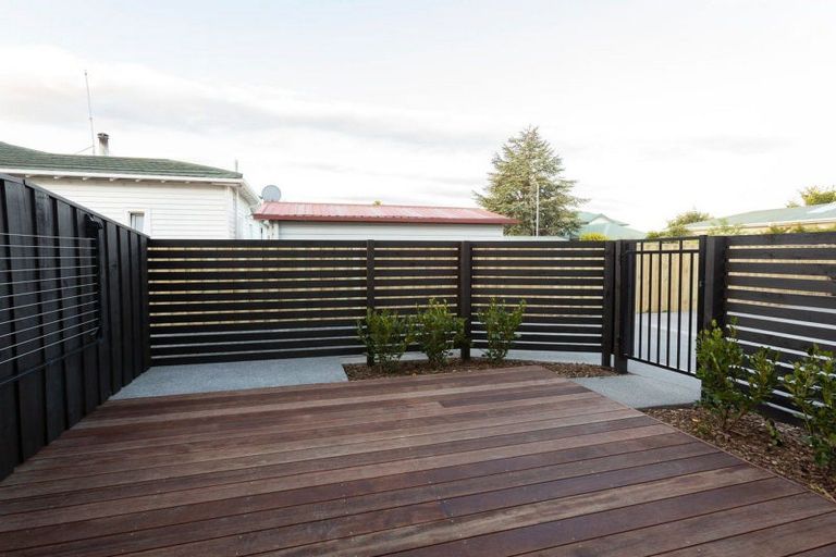 Photo of property in 3/171 Centaurus Road, Saint Martins, Christchurch, 8022