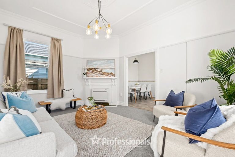 Photo of property in 17 William Street, Petone, Lower Hutt, 5012