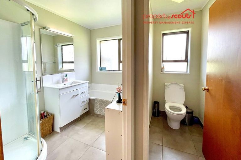 Photo of property in 3 Highlands Place, Highlands Park, New Plymouth, 4312