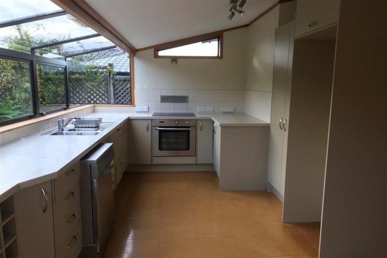 Photo of property in 207 Golf Road, Titirangi, Auckland, 0604