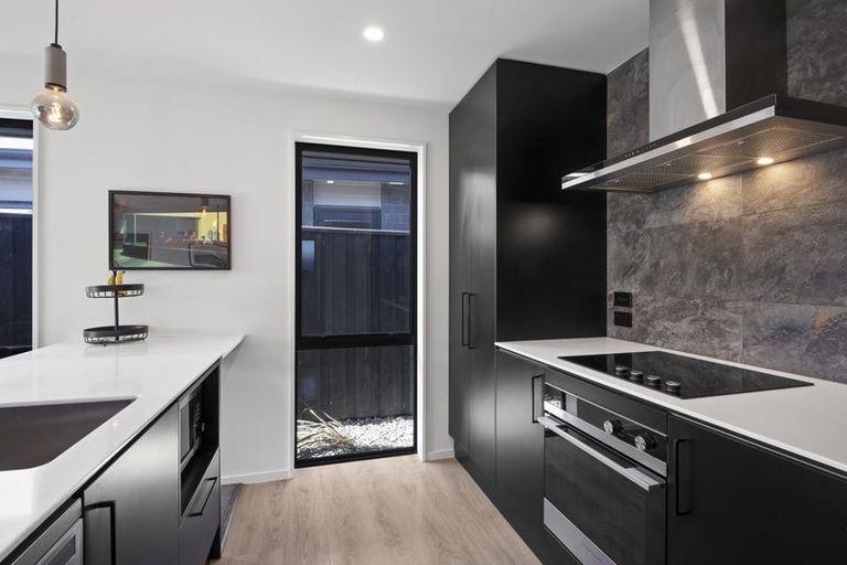 Photo of property in 19 Croydon Street, Woodend, 7610