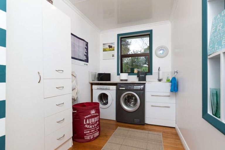 Photo of property in 543 Mataro Road, Onaero, Urenui, 4375