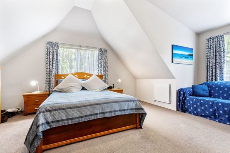 Photo of property in 47b Noeleen Street, Glenfield, Auckland, 0629