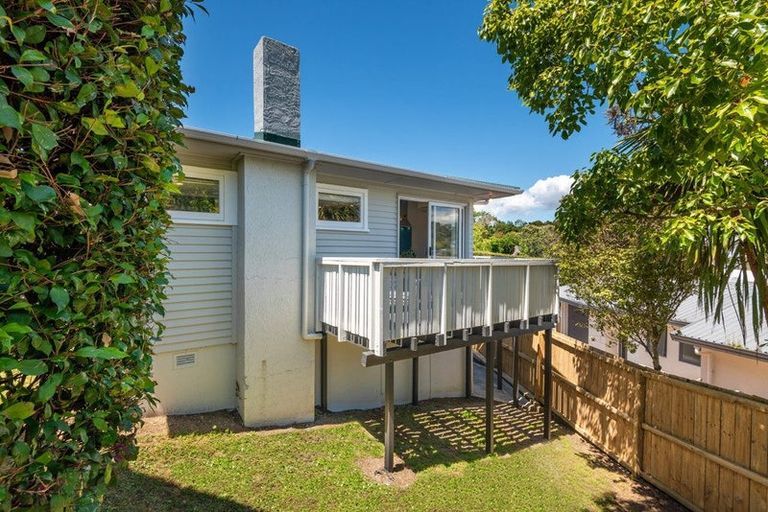 Photo of property in 1/10 Philip Place, Hillcrest, Auckland, 0627
