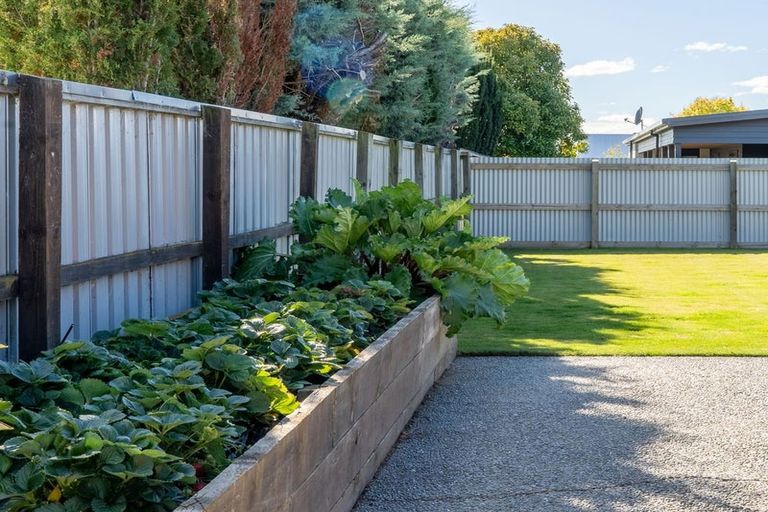 Photo of property in 22 Irishman Drive, Twizel, 7901