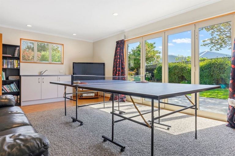 Photo of property in 6 Saint Keverne Close, Burwood, Christchurch, 8083