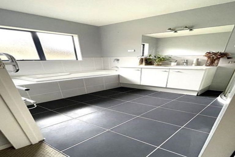 Photo of property in 3a Havelock Avenue, Forrest Hill, Auckland, 0620