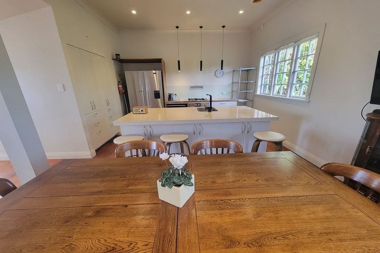 Photo of property in 212 Barnard Street, Wadestown, Wellington, 6012