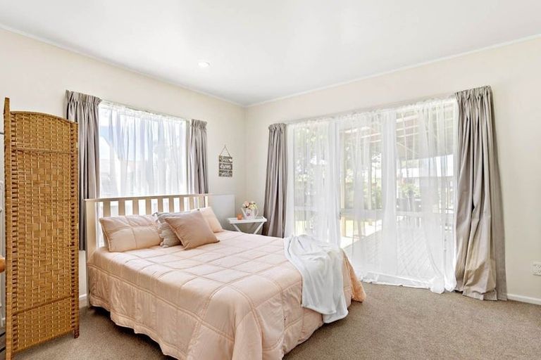 Photo of property in Ranui Primary School, 16 Ranui Station Road, Ranui, Auckland, 0612
