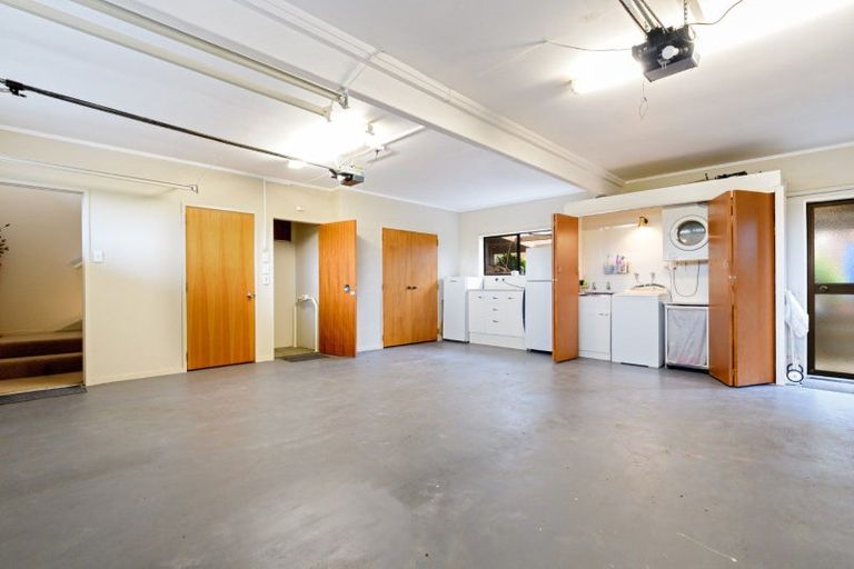 Photo of property in 42 Hillcrest Road, Otumoetai, Tauranga, 3110