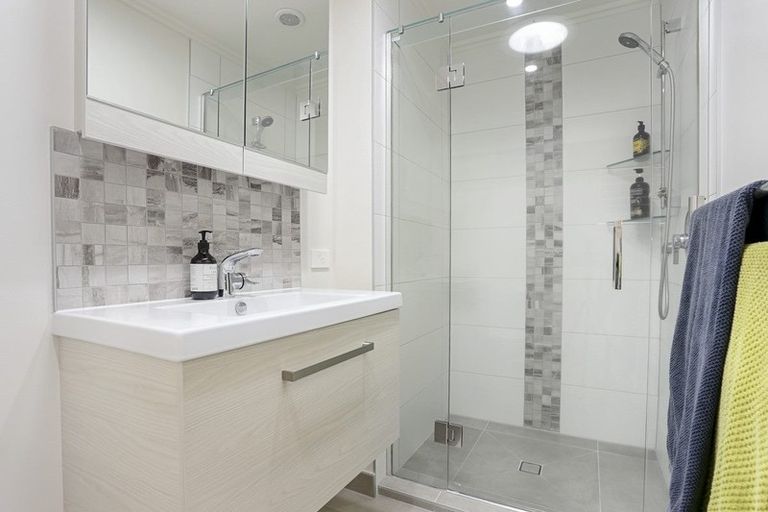 Photo of property in 17 Harakeke Road, Hobsonville, Auckland, 0616