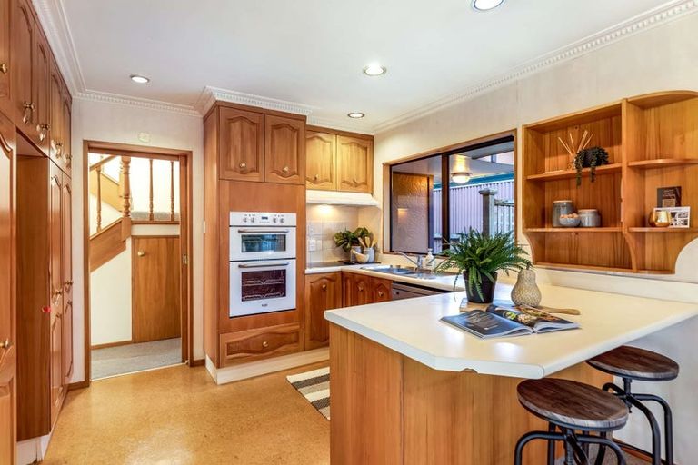 Photo of property in 6 Huntington Lane, West End, Palmerston North, 4410