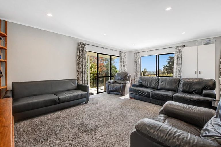 Photo of property in 207 Mangakura Road, Helensville, 0875