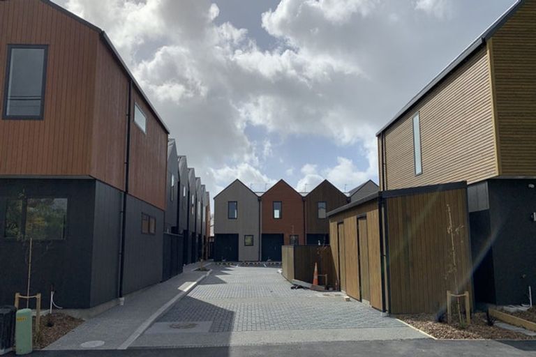 Photo of property in 9/6 Trent Street, Linwood, Christchurch, 8011